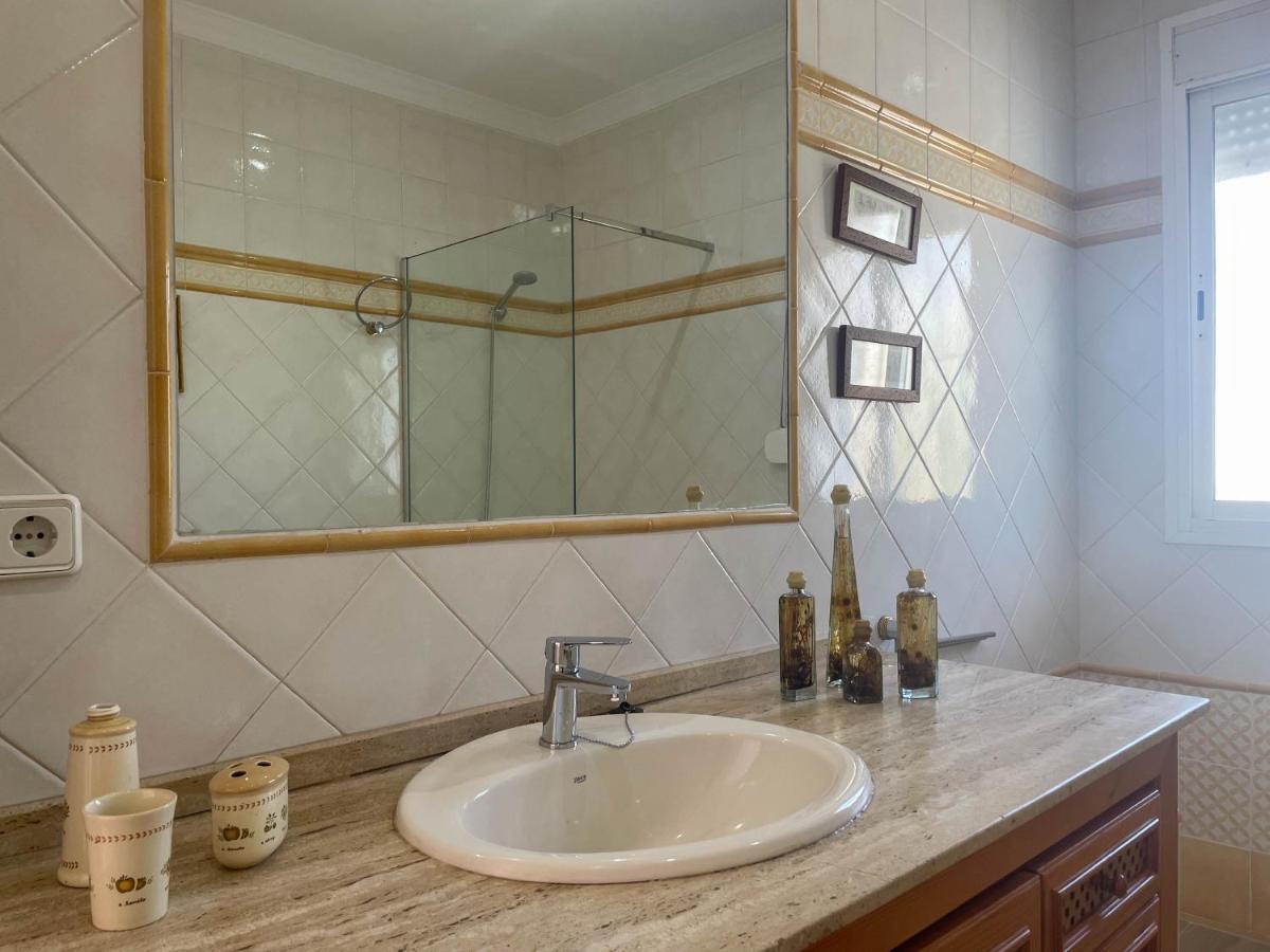 קוניל דה לה פרונטרה Villa Leza מראה חיצוני תמונה